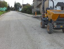 Mõisaküla sõidutee äärekivide paigaldus